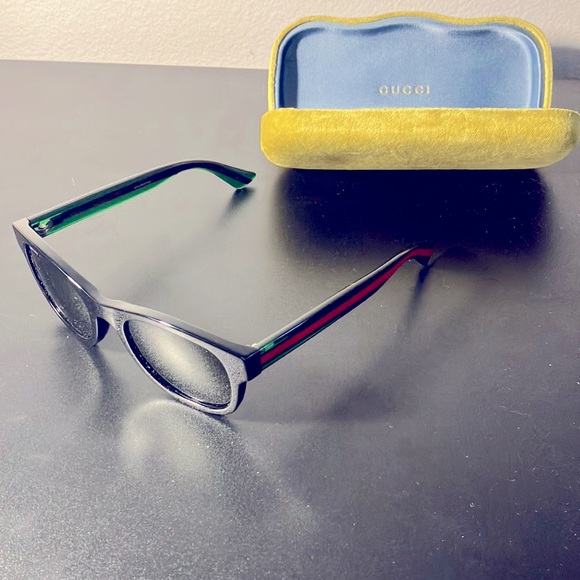 Fire Gucci shades - Picture 1 of 3